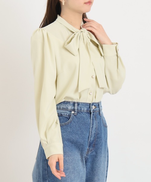 ASTORIA ODIER（アストリアオディール）の「アソート柄ボウタイブラウス（シャツ/ブラウス・レディース・ホワイト×ブルー/グレイッシュブルー/ホワイト/イエロー・MEDIUM）」の16枚目の写真