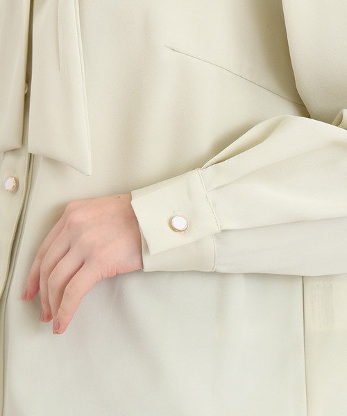 ASTORIA ODIER（アストリアオディール）の「アソート柄ボウタイブラウス（シャツ/ブラウス・レディース・ホワイト×ブルー/グレイッシュブルー/ホワイト/イエロー・MEDIUM）」の21枚目の写真