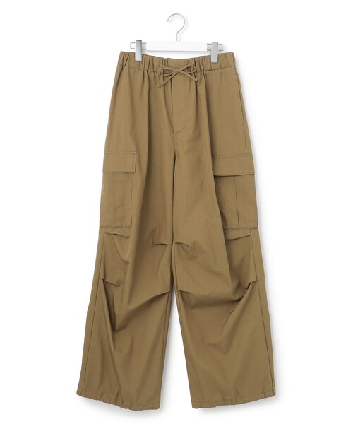 23区 L(ニジュウサンクオオキイサイズ)の「ハイカウントギャバ パラシュート カーゴパンツ(カーゴパンツ・レディース・ベージュ系/モスグリーン系・48/46/44)」の11枚目の写真