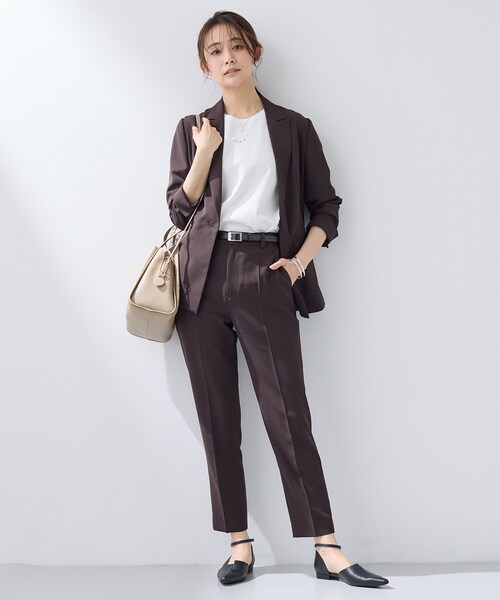 INDIVI（インディヴィ）の「【洗える／UVケア／麻調】テーパードパンツ（その他パンツ・レディース・ネイビー/ライトグレー/ブラウン系その他・40/38/36/15 /13/12/05/03）」の11枚目の写真