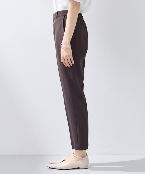 INDIVI（インディヴィ）の「【洗える／UVケア／麻調】テーパードパンツ（その他パンツ・レディース・ネイビー/ライトグレー/ブラウン系その他・40/38/36/15 /13/12/05/03）」の18枚目の写真