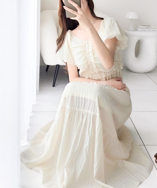 mily bilet(ミウィビレット)の「【mily bilet】甘さの中に、ほんのり大人っぽさを♪オフショル2wayギャザードッキングロングワンピース(ワンピース・レディース・ブラウン/アイボリー/ブラック・MEDIUM/SMALL/LARGE/X-LARGE)」の6枚目の写真