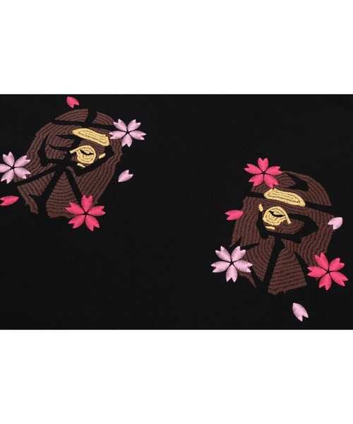 A BATHING APE（アベイシングエイプ）の「SAKURA SOUVENIR TEE（Tシャツ/カットソー・メンズ・ブラック/ホワイト・SMALL/MEDIUM/XXX-LARGE/X-LARGE/XX-LARGE/LARGE）」の6枚目の写真