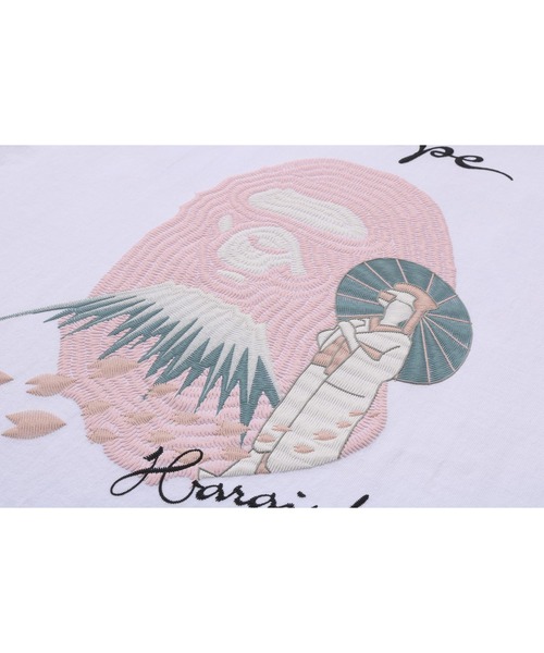 A BATHING APE（アベイシングエイプ）の「SAKURA SOUVENIR TEE（Tシャツ/カットソー・メンズ・ブラック/ホワイト・SMALL/MEDIUM/XXX-LARGE/X-LARGE/XX-LARGE/LARGE）」の7枚目の写真