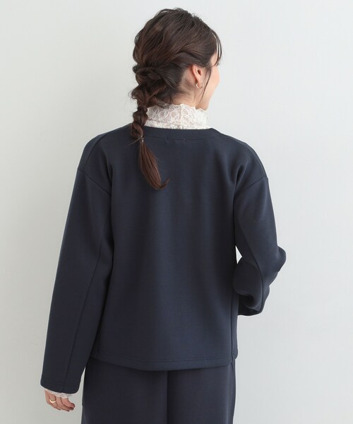 SHOO・LA・RUE（シューラルー）の「【セットアップ可/S－LL/なめらかタッチ】大人のきれいめスタイルに ノーカラージップブルゾン（ブルゾン・レディース・アイボリー/ネイビー/ナチュラル・04/03/02/01）」の13枚目の写真