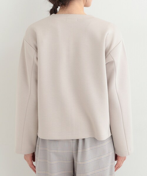 SHOO・LA・RUE（シューラルー）の「【セットアップ可/S－LL/なめらかタッチ】大人のきれいめスタイルに ノーカラージップブルゾン（ブルゾン・レディース・アイボリー/ネイビー/ナチュラル・04/03/02/01）」の18枚目の写真