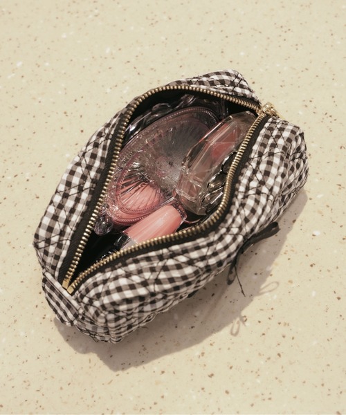 JILL by JILL STUART（ジルバイジルスチュアート）の「ハートキルトポーチ（ポーチ・レディース・ピンク/ラベンダー/ブラック系その他/ブラック・FREE）」の14枚目の写真