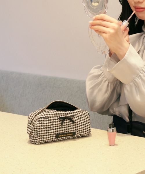 JILL by JILL STUART（ジルバイジルスチュアート）の「ハートキルトポーチ（ポーチ・レディース・ピンク/ラベンダー/ブラック系その他/ブラック・FREE）」の6枚目の写真