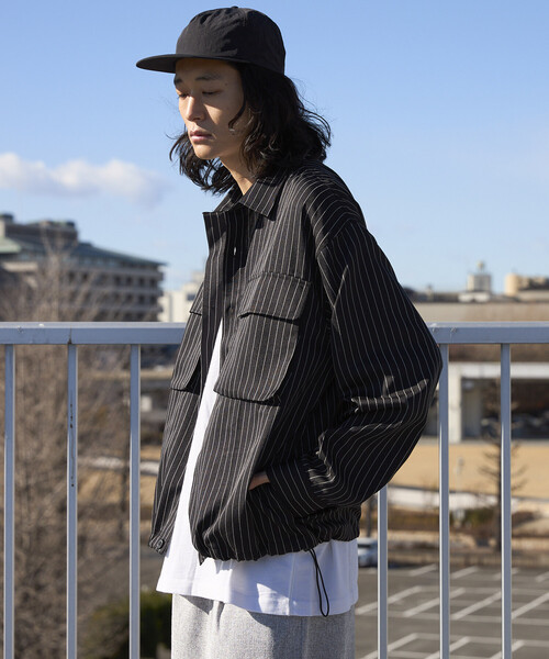 Firsthand(ファーストハンド)の「Firsthand/ファーストハンド スピンドル ストライプ シャツ ジャケット / セットアップ対応(シャツ/ブラウス・メンズ・チャコールグレー/グレー/ベージュ/ブラック・MEDIUM/LARGE)」の9枚目の写真