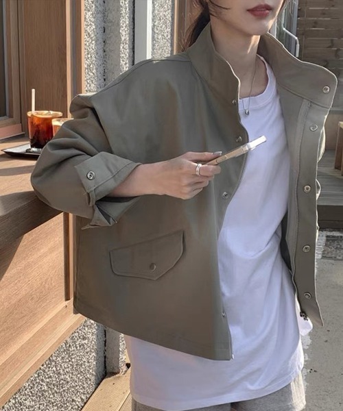 Flugge(フラッジー)の「スタンドカラーライトアウター(その他アウター・レディース・カーキ/アイボリー・LARGE/MEDIUM)」の15枚目の写真