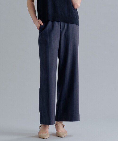 J.PRESS(ジェイプレス)の「ペンシル SLUB STRIPE ワイド イージー パンツ(その他パンツ・レディース・アイボリー系1/ネイビー系1・7/11/9)」の2枚目の写真