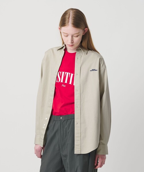 NICE WEATHER(ナイスウェザー)の「<NICE WEATHER>ツイル ボタンダウン シャツ(シャツ/ブラウス・メンズ・ベージュ/ネイビー・M/S/L)」の5枚目の写真