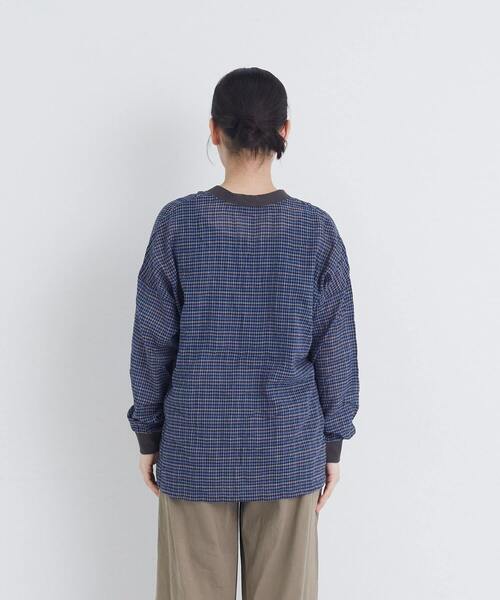 conges payes ADIEU TRISTESSE(コンジェ ペイエ アデュートリステス)の「シャーリングカーディガンシャツ(カーディガン/ボレロ・レディース・ベージュ系その他/ブルー系その他/ブラック系その他・38)」の17枚目の写真