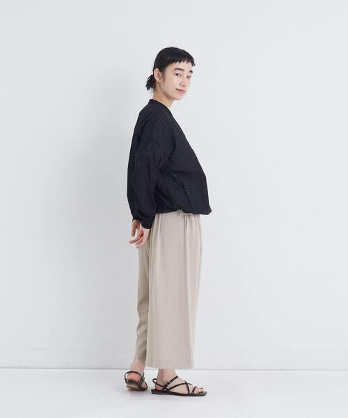 conges payes ADIEU TRISTESSE(コンジェ ペイエ アデュートリステス)の「シャーリングカーディガンシャツ(カーディガン/ボレロ・レディース・ベージュ系その他/ブルー系その他/ブラック系その他・38)」の19枚目の写真