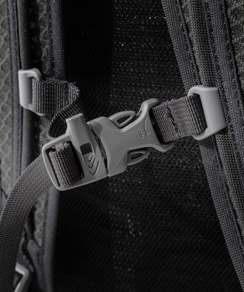 OSPREY（オスプレー）の「OSPREY Daylite 13 オスプレー デイライト バックパック（バックパック/リュック・メンズ・ブラック・FREE）」の7枚目の写真