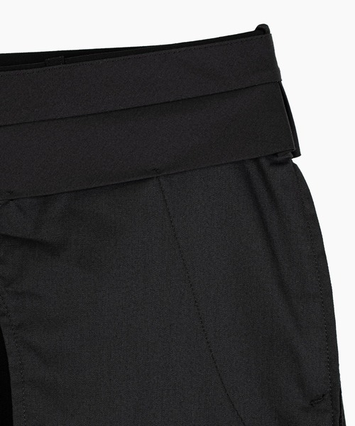 LAD MUSICIAN（ラッドミュージシャン）の「WOOL GABARDINE 3TUCK WIDE PANTS（スラックス・メンズ・ブラック・44/42）」の8枚目の写真