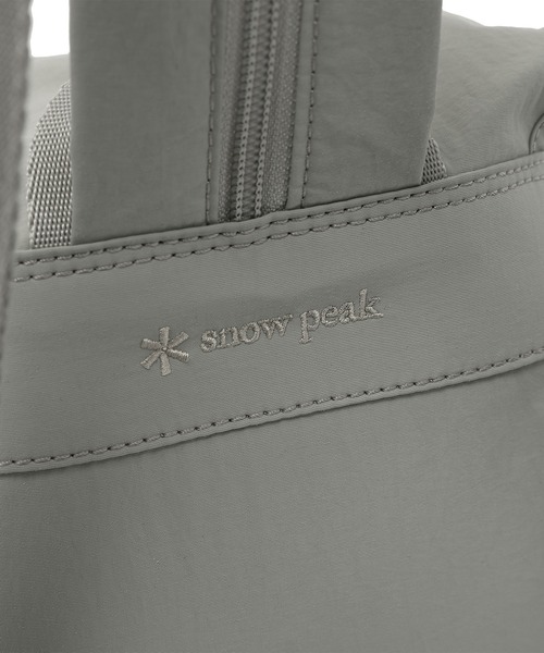 Snow Peak（スノーピーク）の「Snow Peak / Cample Mini Backpackキャンプル ミニ バックパック 海外限定（ショルダーバッグ・レディース・ライトベージュ/ブラック/コーラルピンク・ONE SIZE）」の12枚目の写真