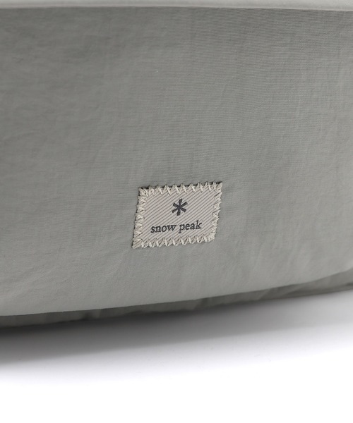 Snow Peak（スノーピーク）の「Snow Peak / Cample Mini Backpackキャンプル ミニ バックパック 海外限定（ショルダーバッグ・レディース・ライトベージュ/ブラック/コーラルピンク・ONE SIZE）」の7枚目の写真