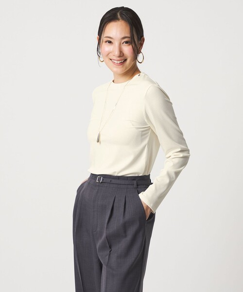 A DAY IN THE LIFE UNITED ARROWS(アデイインザライフユナイテッドアローズ)の「ブライトリブ クルーネック カットソー <A DAY IN THE LIFE>(Tシャツ/カットソー・レディース・ライトブルー/ブラック/オフホワイト・FREE)」の4枚目の写真