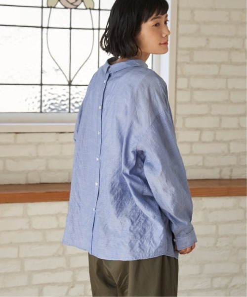 LBC(エルビーシー)の「コットンゆるシャーリング2WAYシャツ(シャツ/ブラウス・レディース・ライトブルー/セージグリーン/イエロー/ホワイト/ピンク・M)」の6枚目の写真