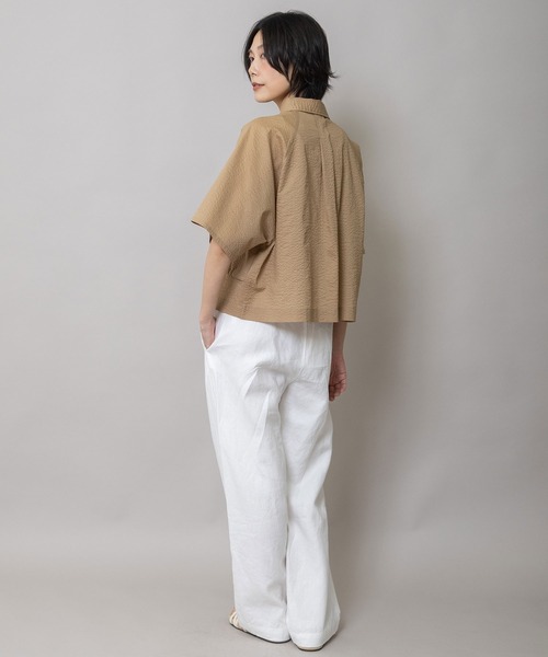 Munich(ミューニック)の「シワ加工コットンローンフラップシャツ(シャツ/ブラウス・レディース・ダークベージュ/オレンジ/ホワイト・FREE)」の13枚目の写真