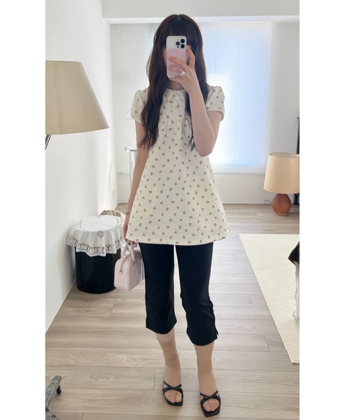 round collar flower tunic / ラウンドカラーフラワーチュニック