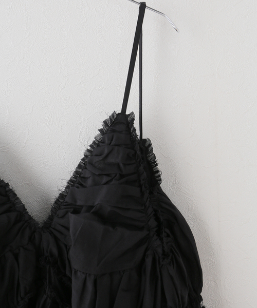 JOURNAL STANDARD relume(ジャーナルスタンダード レリューム)の「【crinkle crinkle crinkle】 frill gather volume camisole(シャツ/ブラウス・レディース・ブラック/ベージュ・FREE)」の12枚目の写真