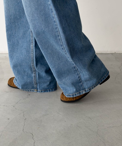 CANAL JEAN(キャナルジーン)の「El mar ワイドストレートデニムパンツ(デニムパンツ・レディース・インディゴブルー・MEDIUM/SMALL)」の11枚目の写真
