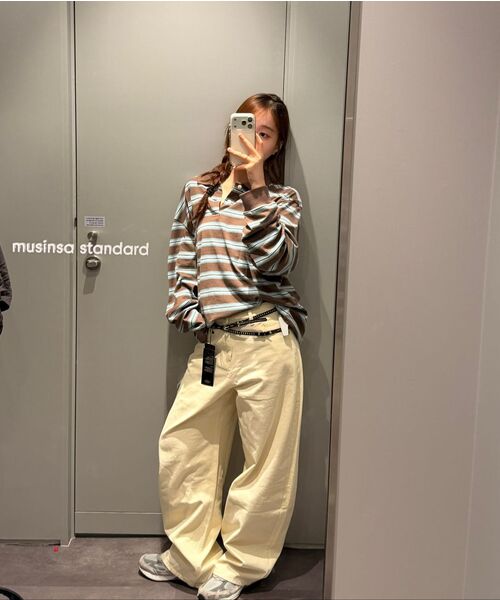 MUSINSA STANDARD WOMAN(ムシンサスタンダードウーマン)の「ウィメンズコットンカーブパンツ(5色)(その他パンツ・レディース・ベージュ/ブラック/クリーム/チャコールグレー/ブラウン・25/26/27/28/29/30/24)」の20枚目の写真
