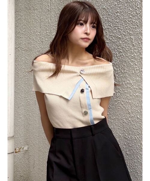 MURUA（ムルーア）の「レイヤードライクオフショルダーニット（ニット/セーター・レディース・グレー/アイボリー/レッド・FREE）」の15枚目の写真