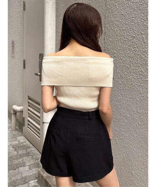 MURUA（ムルーア）の「レイヤードライクオフショルダーニット（ニット/セーター・レディース・グレー/アイボリー/レッド・FREE）」の17枚目の写真