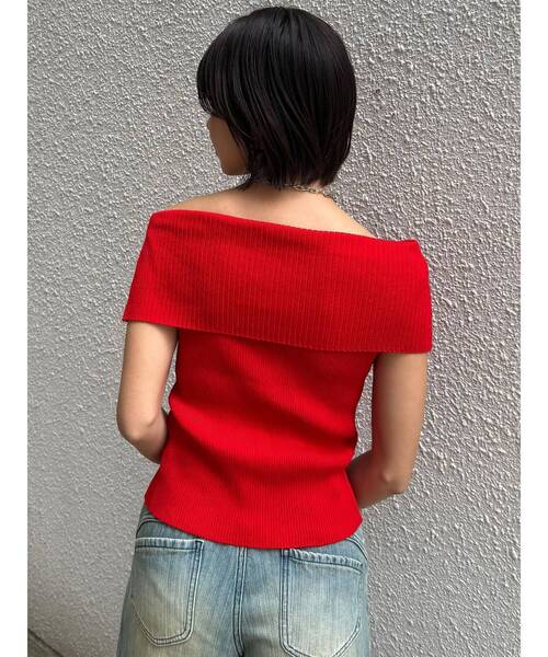 MURUA（ムルーア）の「レイヤードライクオフショルダーニット（ニット/セーター・レディース・グレー/アイボリー/レッド・FREE）」の20枚目の写真