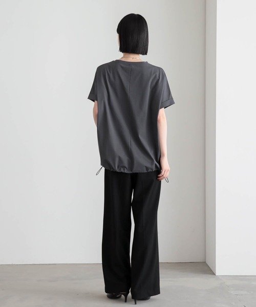 for/c(フォーシー)の「ドロストヘムトップス【サスティナブル】(Tシャツ/カットソー・レディース・オフホワイト/チャコール・M/L)」の12枚目の写真