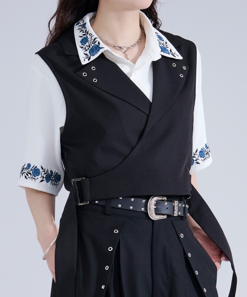 Ellno Loset(エルノロゼット)の「ハトメデザインダブルベルトジレ/SETUP対応(ベスト・メンズ・ブラック/グレー・MEDIUM/SMALL/LARGE)」の9枚目の写真