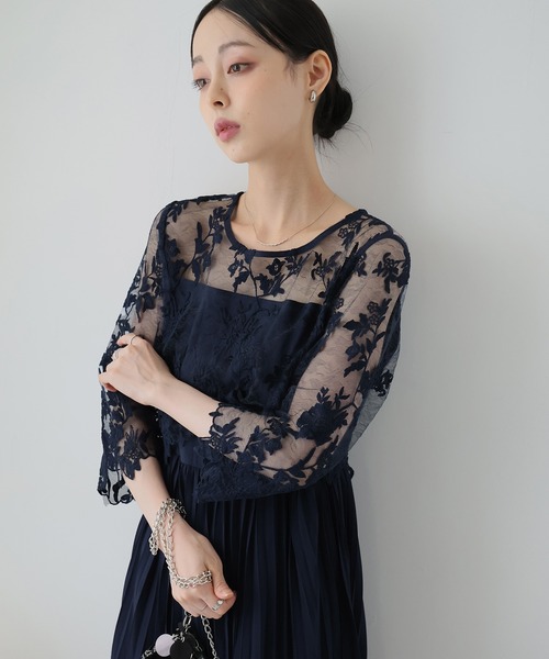Doula Doula（ドゥーラドゥーラ）の「レース切り替えロングプリーツワンピース ドレス（ワンピース・レディース・ライトグレー/ダークグレー/モカ/パープル/ネイビー・M/L）」の17枚目の写真