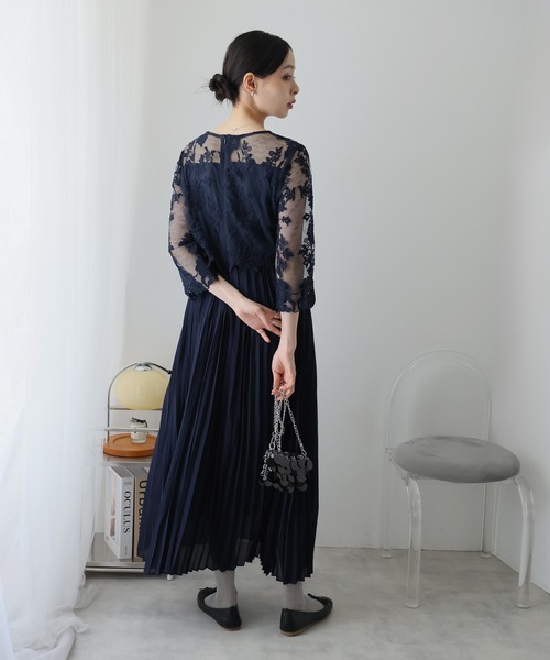 Doula Doula（ドゥーラドゥーラ）の「レース切り替えロングプリーツワンピース ドレス（ワンピース・レディース・ライトグレー/ダークグレー/モカ/パープル/ネイビー・M/L）」の18枚目の写真