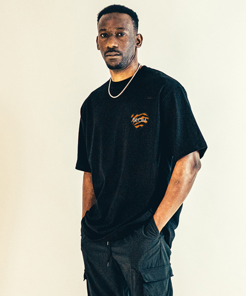BEOM(ボム)の「アムールバンハートオーバーサイズTシャツブラック(Tシャツ/カットソー・メンズ・その他・2/1)」の2枚目の写真