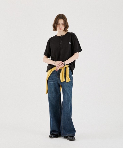 ONCILY（オンシェリー）の「HEART BUTTON SLUB HENLEY TEE / ハートボタン スラブヘンリーネックTEE（Tシャツ/カットソー・メンズ・アイボリー/オフホワイト/ネイビー/ブラック/ボルドー/ブルー・MEDIUM/LARGE/SMALL）」の19枚目の写真