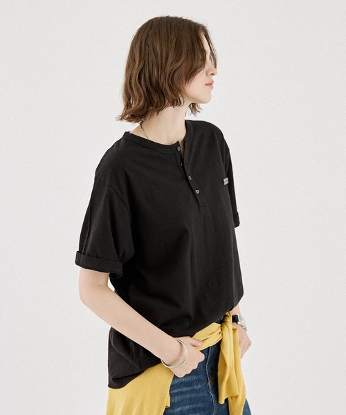 ONCILY（オンシェリー）の「HEART BUTTON SLUB HENLEY TEE / ハートボタン スラブヘンリーネックTEE（Tシャツ/カットソー・メンズ・アイボリー/オフホワイト/ネイビー/ブラック/ボルドー/ブルー・MEDIUM/LARGE/SMALL）」の17枚目の写真