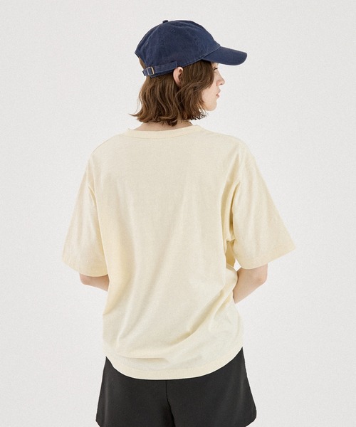 ONCILY（オンシェリー）の「HEART BUTTON SLUB HENLEY TEE / ハートボタン スラブヘンリーネックTEE（Tシャツ/カットソー・メンズ・アイボリー/オフホワイト/ネイビー/ブラック/ボルドー/ブルー・MEDIUM/LARGE/SMALL）」の10枚目の写真