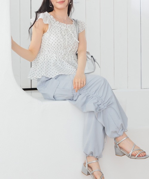 Honeys(ハニーズ)の「脇ドロストカーゴパンツ(カーゴパンツ・レディース・サックスブルー系1/ホワイト/ライトピンク/ブラック・L/M/S/SS)」の19枚目の写真