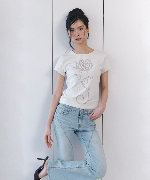CURETTY(キュリティ)の「C ROSE HOTFIX SLIM T-SHIRT_BEIGE(Tシャツ/カットソー・レディース・Beige・SMALL)」の4枚目の写真