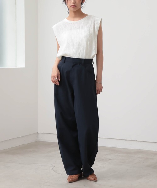 for/c（フォーシー）の「シャーリングノースリーブトップス【サスティナブル】（シャツ/ブラウス・レディース・ブラウン/オフホワイト/ブラック・L/M）」の12枚目の写真