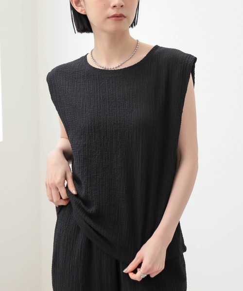 for/c（フォーシー）の「シャーリングノースリーブトップス【サスティナブル】（シャツ/ブラウス・レディース・ブラウン/オフホワイト/ブラック・L/M）」の18枚目の写真