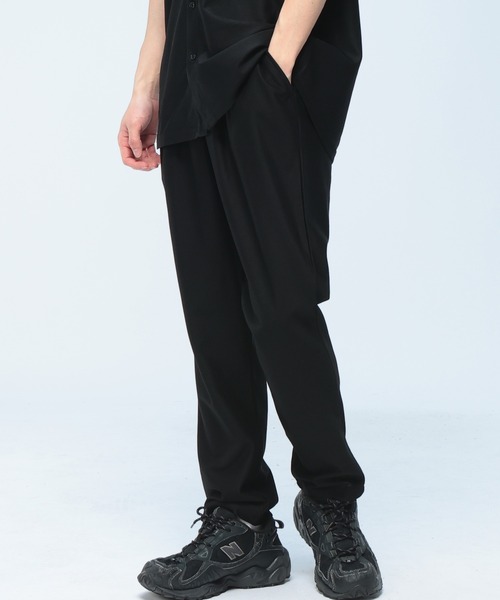 URBAN SQUARE(アーバンスクエア)の「【セットアップ】半袖 シャツ パンツ セットアップ メンズ 夏 キレイめ さらさら 軽量 ストレッチ 上下セット オフィスカジュアル(セットアップ・メンズ・ブラック/ネイビー・LL/M/L)」の4枚目の写真