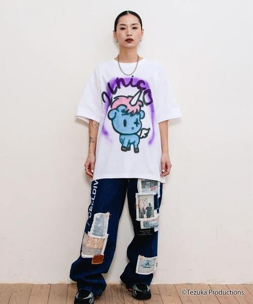 ROYAL FLASH（ロイヤルフラッシュ）の「guernika/ゲルニカ/【SHINICHIROINUI × Tezuka world】Thumb Doll Spray Tshirt ユニコ（Tシャツ/カットソー・メンズ・ホワイト・XL/M/2XL/L）」の3枚目の写真