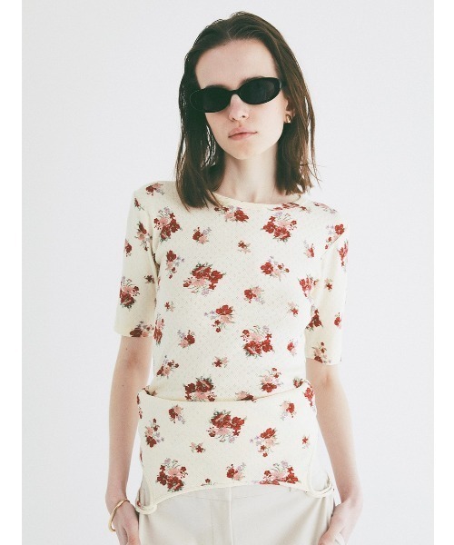 CLANE（クラネ）の「CLANE/クラネ/BACK OPEN FLOWER TOPS（Tシャツ/カットソー・レディース・イエロー/レッド・1）」の16枚目の写真