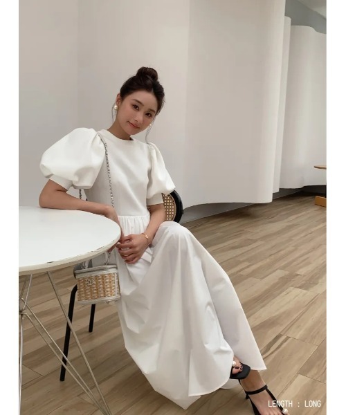 BIRTHDAY BASH(バースデイバッシュ)の「VOLUME SLEEVE DOCKING SHEER DRESS(ボリュームスリーブドッキングシアードレス)(ワンピース・レディース・ホワイト/ブラック・S/M)」の18枚目の写真