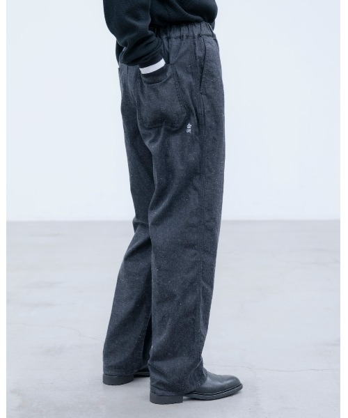 uniform experiment（ユニフォームエクスペリメント）の「NEP DENIM COMFORT UTILITY PANTS（デニムパンツ・メンズ・インディゴブルー/ブラック/ホワイト・1/5/4/3/2）」の4枚目の写真
