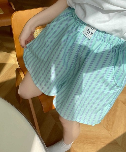 Ritzy(リッツィー)の「キャンディカラー ストライプショートパンツ(その他パンツ・レディース・グリーン/ブルー/パープル・FREE)」の2枚目の写真